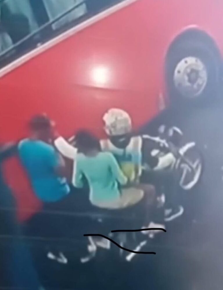 Policiales: Muere por herida bala mujer que junto a antisocial motorizado asaltó hombre en sector Villa Consuelo. – Policía Nacional Dominicana