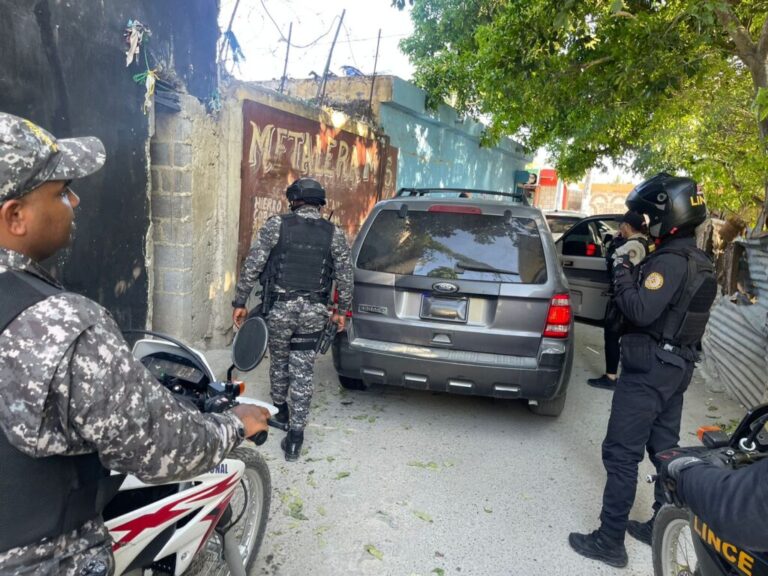 Policiales: Policía captura a tres hombres con orden de arresto en La Romana y el Seibo; uno de ellos era buscado desde el año 2019 por homicidio. – Policía Nacional Dominicana