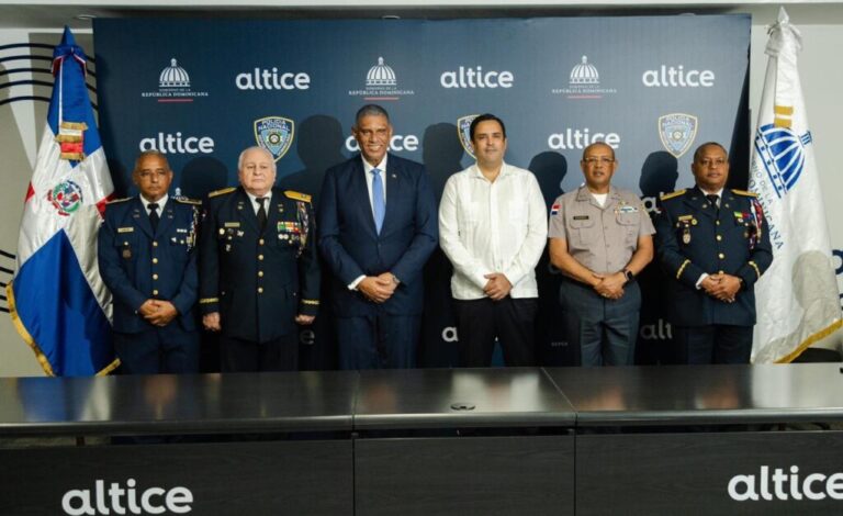 Policiales: Altice apoya la expansión del programa “De Vuelta al Barrio” del MIP. – Policía Nacional Dominicana
