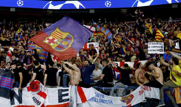 Tres hinchas del Barcelona hicieron saludo nazi en partido ante el PSG y la UEFA abrirá investigación