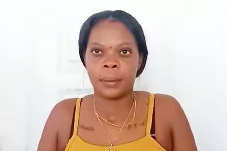 Joven madre Angela Santana – LosMocanos