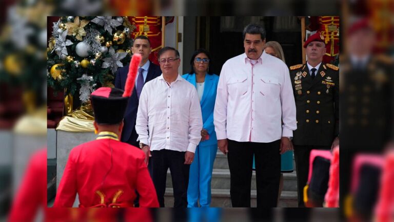 Maduro se reúne con Petro