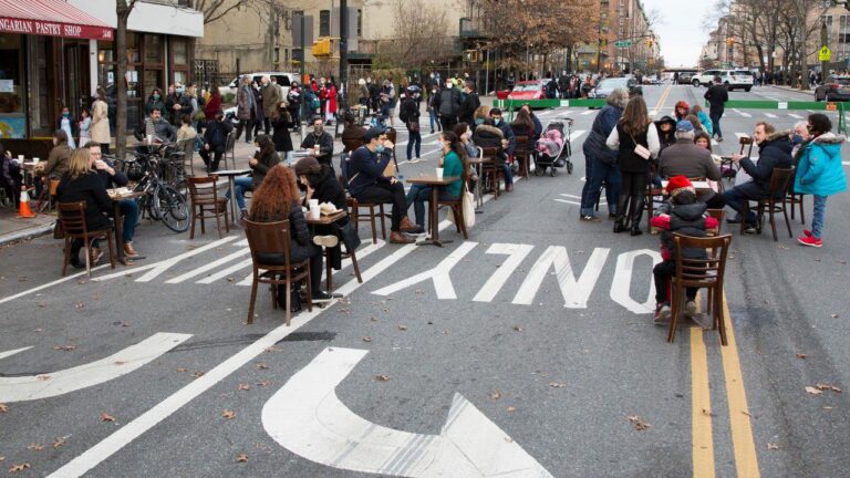 Calles sin vehículos para celebrar el Día de la Tierra