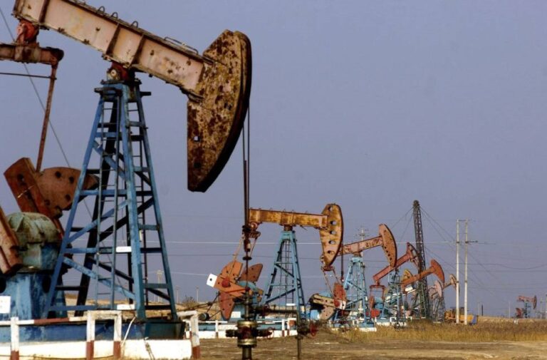 El petróleo de Texas baja un 0,86 %, hasta los 84,92 dólares el barril