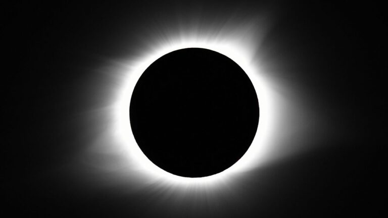 Eclipse solar total: ¿dónde y cuándo verlo?