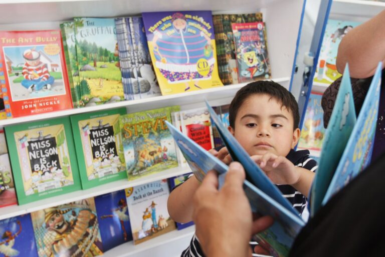 La magia de los latines brilla en el festival de los libros #FVDigital