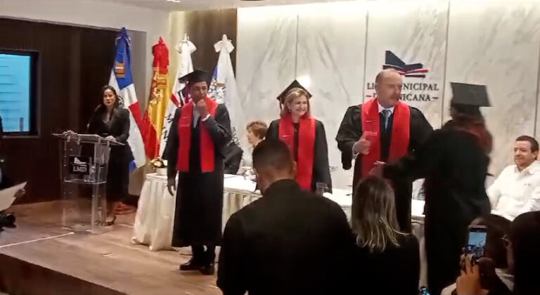 Entregan certificados de maestría en Derecho Administrativo y Gestión Municipal – noticias telemicro