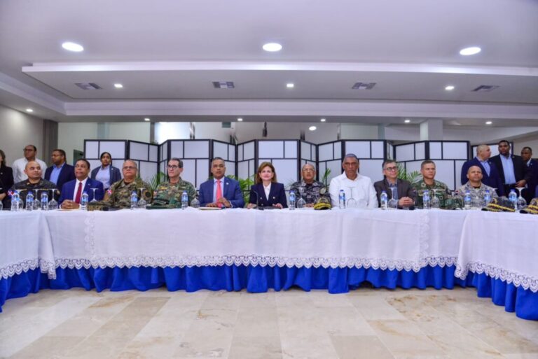 Policiales: Gobierno anuncia ingreso de otros 1,000 nuevos aspirantes a policías desde el próximo 22 de mayo. – Policía Nacional Dominicana