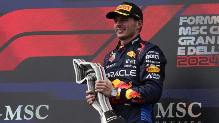 Max Verstappen tuvo un polémico gesto hacia un fanático de Ferrari en el Gran Premio de Imola #FVDigital