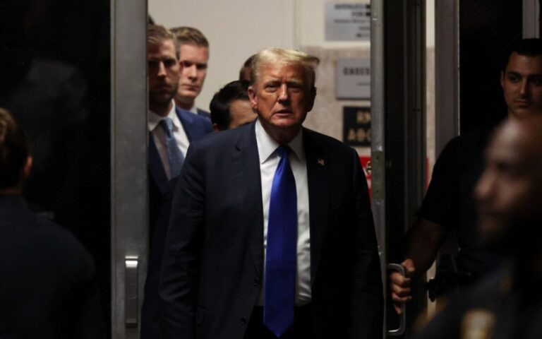 Hallan a Trump culpable de 34 cargos enfrentaba