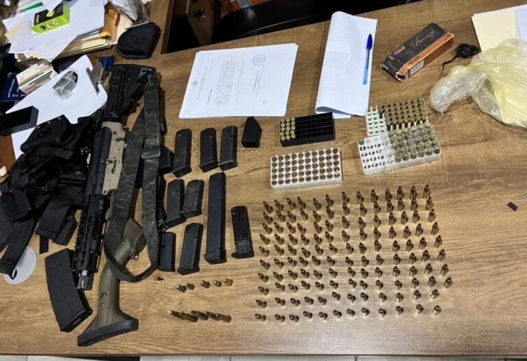 Policiales: Policía captura otros dos delincuentes del grupo armado señalado como autores asalto a sucursal Banreservas; un tercero se entrega de manera voluntaria. – Policía Nacional Dominicana