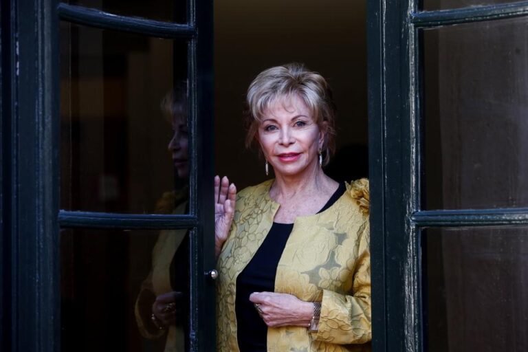 Isabel Allende presenta su libro infantil en Nueva York #FVDigital