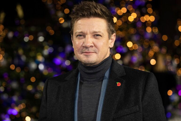 Jeremy Renner contó detalles de su accidente: “Te ves un ojo con el otro porque se me salió el globo ocular”