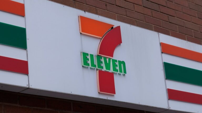 En menos de una hora, ladrones asaltan tres tiendas 7-Eleven en el Condado de Los Ángeles #FVDigital