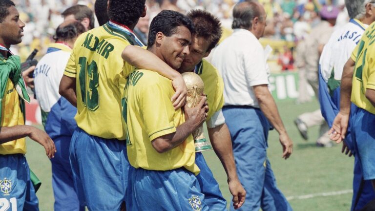 “Hoy los tipos son muy burros”: Romário asegura que metería 2,000 goles en el fútbol moderno y explica por qué #FVDigital