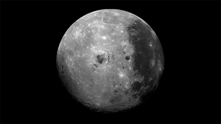 China lanzó busca muestras de la cara oculta de la Luna