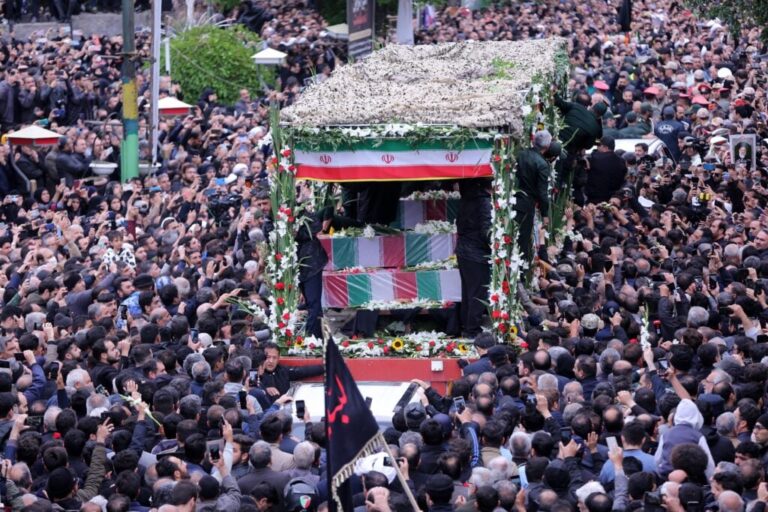 Irán empieza cinco días de luto por muerte del presidente Ebrahim Raisi