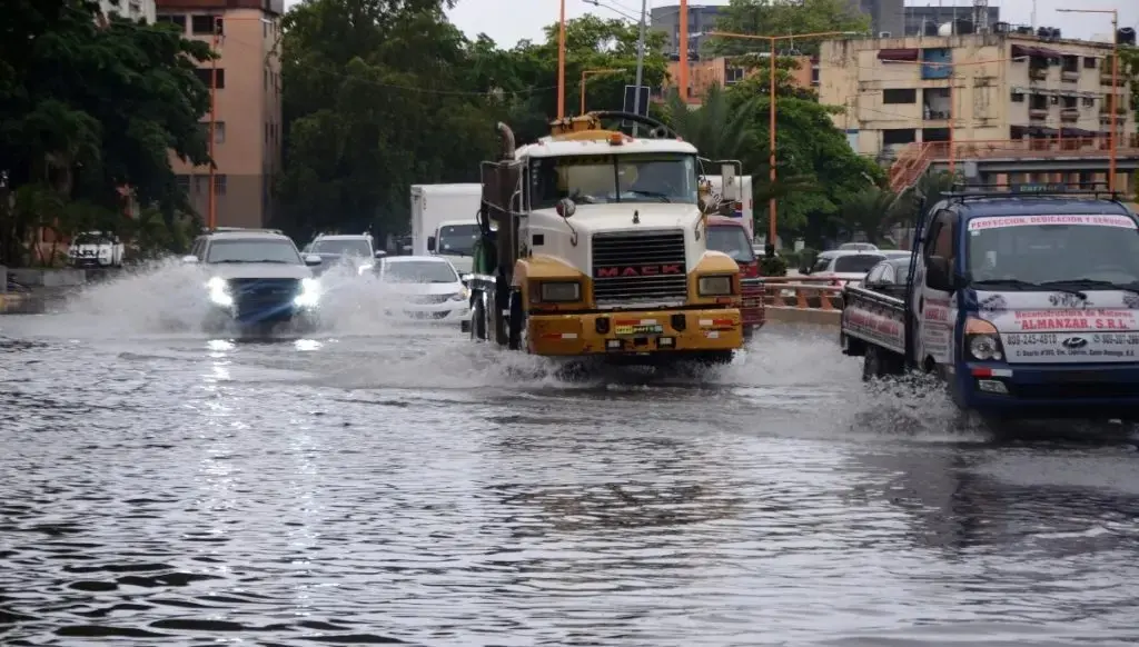 COE pone al Gran Santo Domingo en alerta amarilla