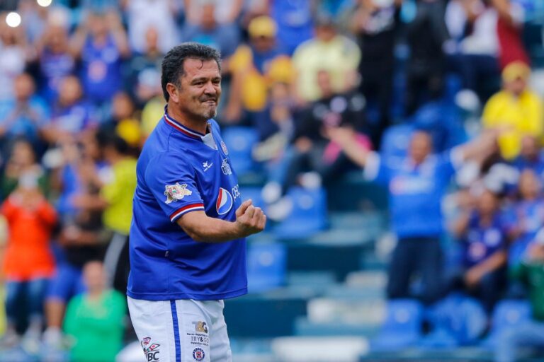 ¿Quiénes les taparon la boca a Carlos Hermosillo y a los críticos de Cruz Azul? #FVDigital