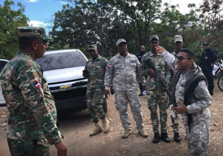 Refuerzan vigilancia militar en Las Dunas de Baní – Remolacha   #FVDigital