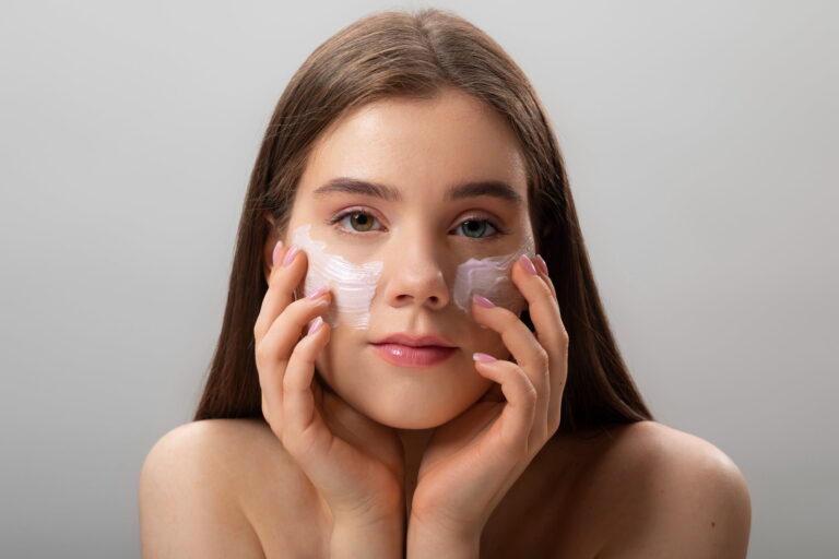 ¿Con qué frecuencia debes exfoliarte la piel según su tipo?