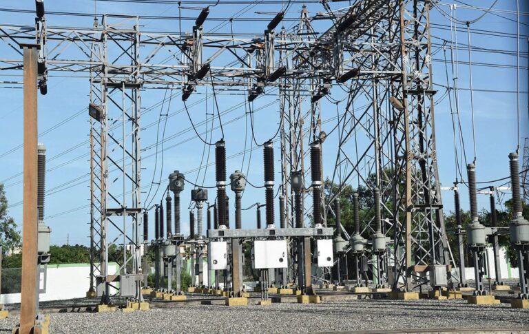 19 plantas térmicas y 16 hidroeléctricas no están aportando energía a las Edes