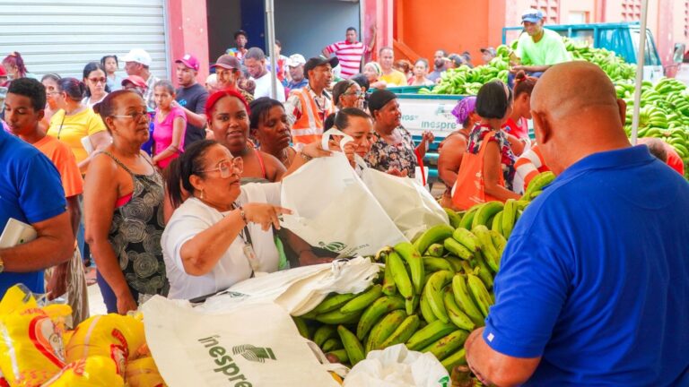 Inespre inicia compra 14 millones de unidades de plátanos a productores afectados por ventarrón