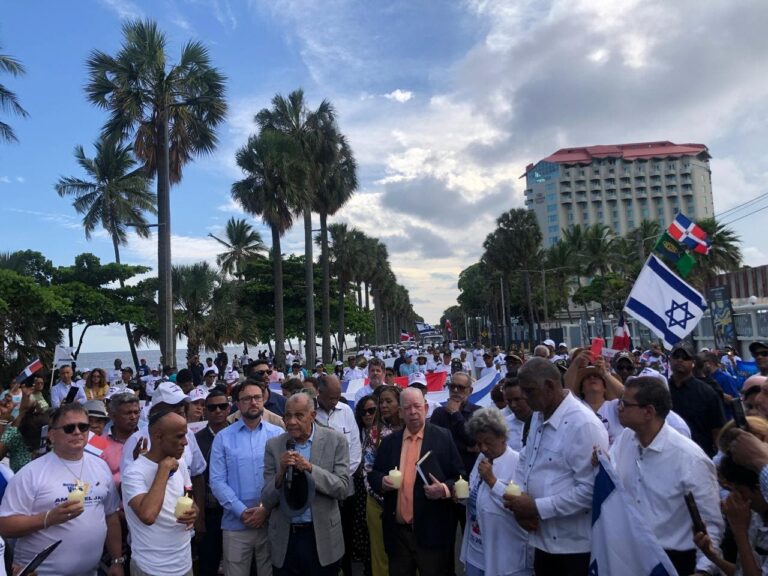 Realizan la Marcha de La Vida RD, recordando el holocausto judío