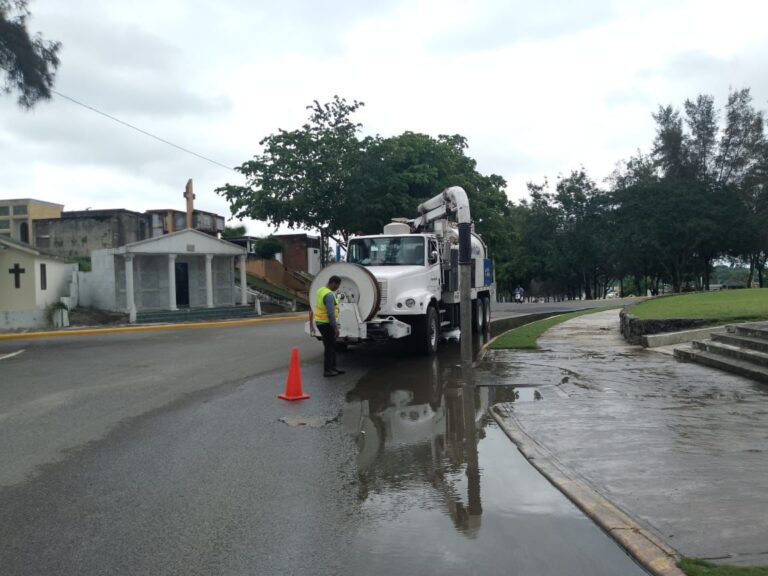 Alcaldía del DN refuerza medidas para mitigar efectos de las lluvias