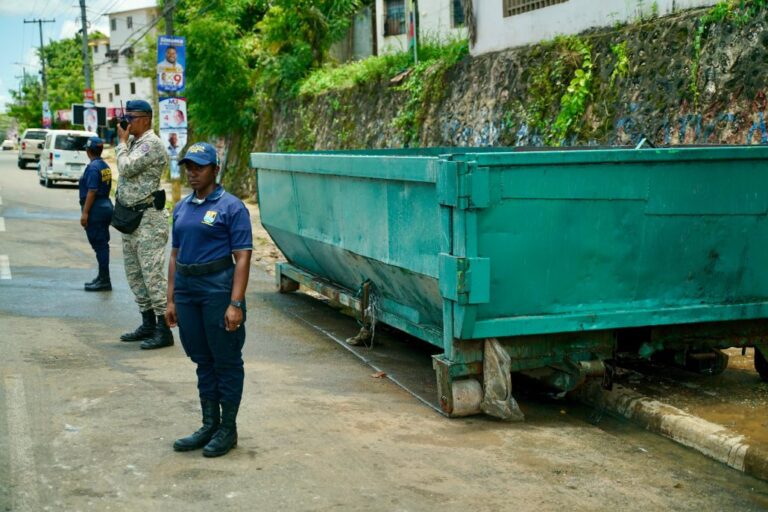 Avanza el programa guerra contra la basura en Invivienda #FVDigital