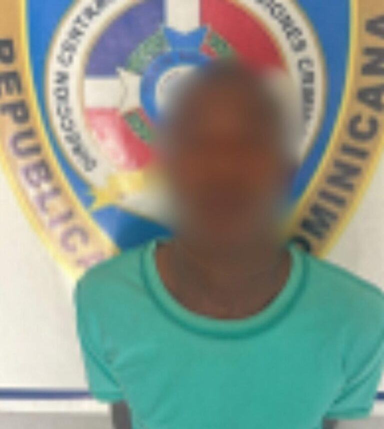 Policiales: Policía apresa a tres personas por estafa y fraude bancario en Santo Domingo y La Vega. – Policía Nacional Dominicana