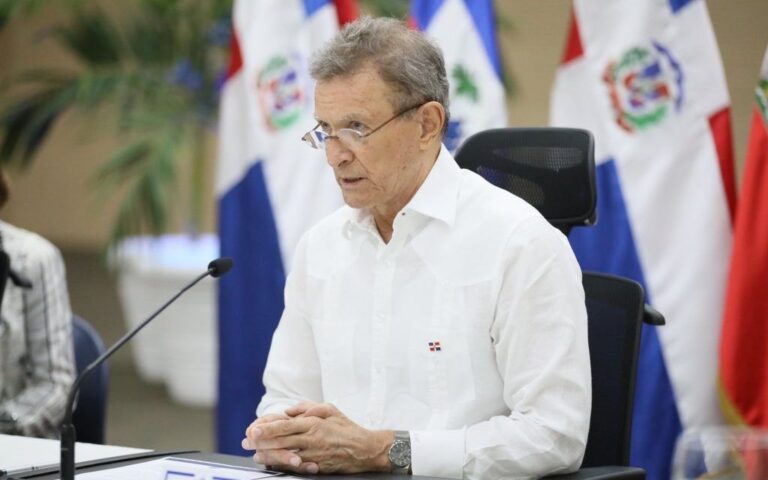Canciller Roberto Álvarez saluda designación de Garry Conille como nuevo primer ministro haitiano