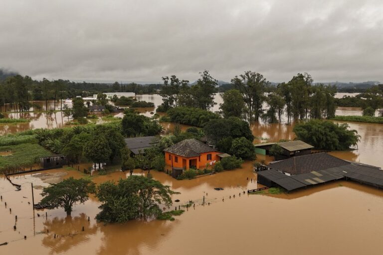 Aumenta a 29 muertos y 60 desaparecidos por lluvias en sur de Brasil – noticias telemicro