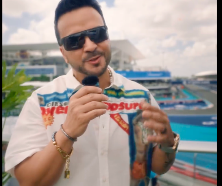 Luis Fonsi aterrizará en RD – Remolacha   #FVDigital