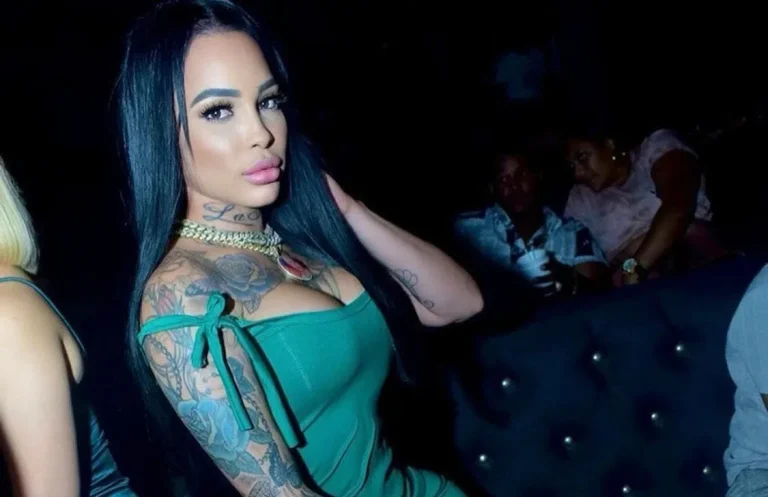 La influencer Mary Esther Rodríguez Espinal conocida como Mami Jordan, detenida cuando intentaba salir del país.