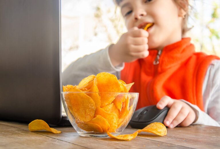 ¿Cómo elegir chips comerciales sin afectar nuestra salud? Esto es lo que debes tener en cuenta