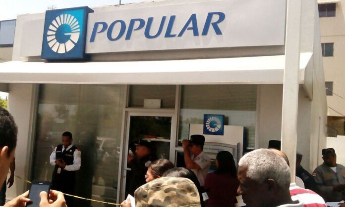 Sucursal del Banco Popular Dominicano en la avenida Gregorio Luperón esquina Olof Palme, Distrito Nacional (Foto de Archivo)