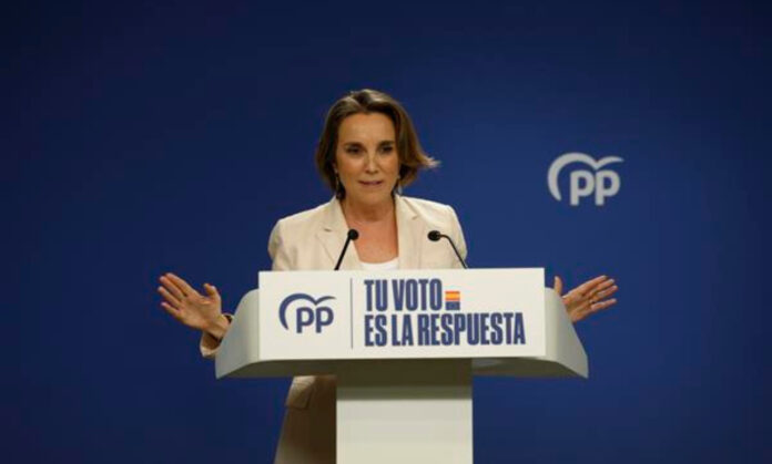 La secretaria general del Partido Popular, Cuca Gamarra, comparece en rueda de prensa para valorar los resultados electorales tras los comicios europeos, hoy domingo en la sede del PP, en Madrid. EFE/Juanjo Martín