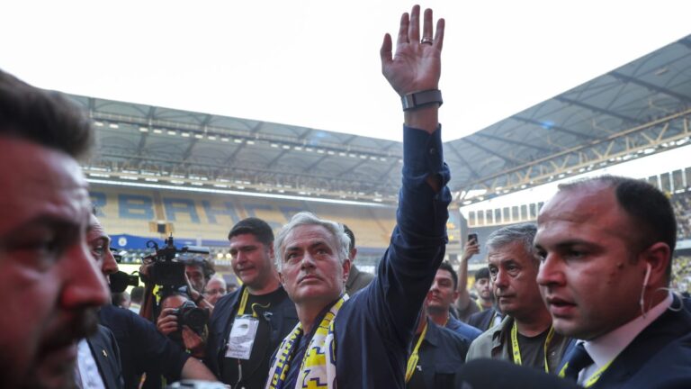 José Mourinho ya tiene equipo; el DT ganador de 27 títulos inicia una nueva aventura en Europa #FVDigital