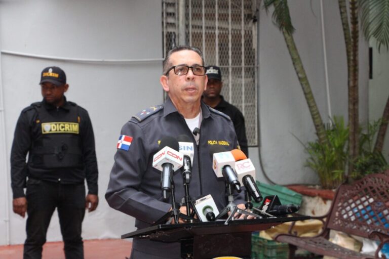 Policiales: Policía ocupa centenares de accesorios y piezas robados a vehículos en distintos sectores del Distrito Nacional. – Policía Nacional Dominicana