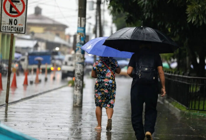 Lunes soleado será antesala de una onda tropical con lluvias en RD