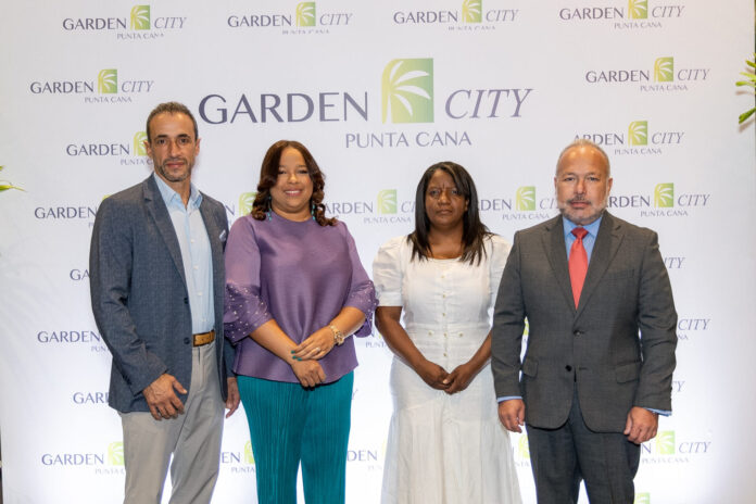 José Reyes, Raysa Reyes, Maribel Manzuelta y Henry Suarez. FUENTE EXTERNA