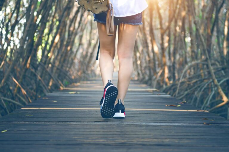 #Salud: ¿Cómo empezar a caminar para perder peso?