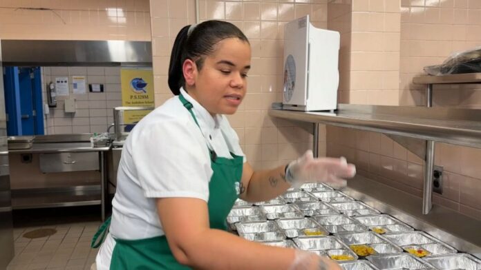 Ruiz_es_Mn_DOE_Free_Summer_Meals_Program_CG_130328346_408.jpeg