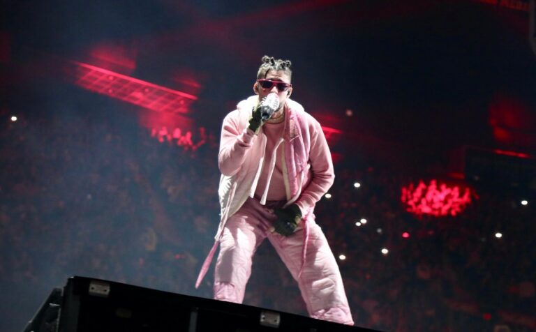 Bad Bunny estrena su nuevo videoclip junto a Bryant Myers “Seda”; ¿de qué trata?  