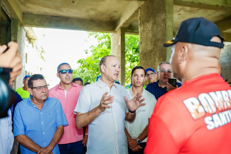 Alcalde dice gobierno terminará edificio del Cuerpo de Bomberos – noticias telemicro