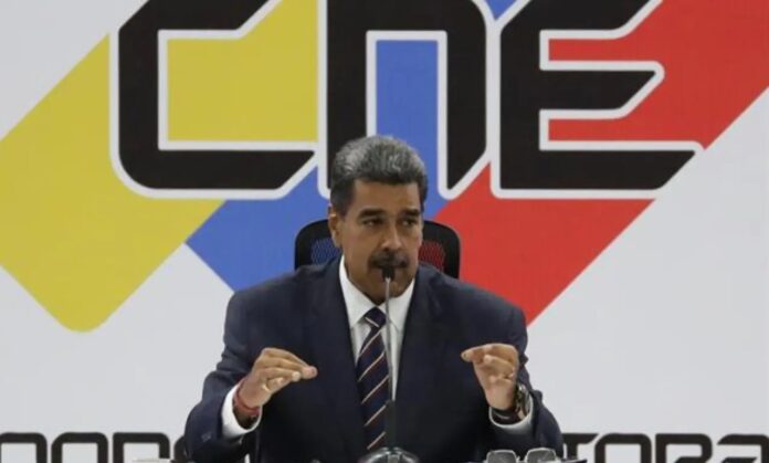 El presidente de Venezuela, Nicolás Maduro, habla durante una rueda de prensa este 31 de julio de 2024, en el Palacio de Miraflores en Caracas (Venezuela). EFE/ Ronald Peña R.