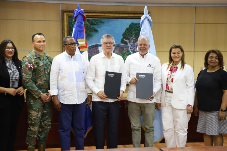 Reclusos en modalidad de “Medio Libre” reforestarán cuencas hidrográficas – #FVDigital