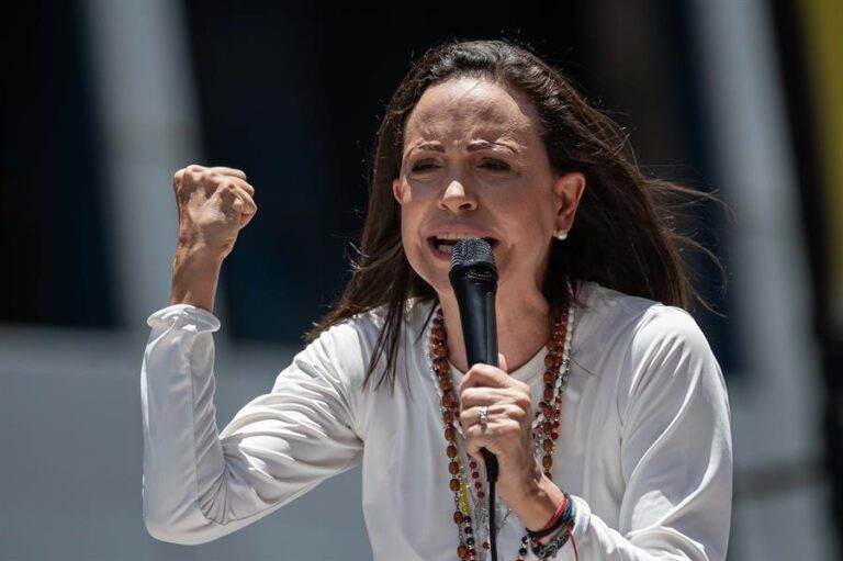María Corina Machado llama a la protesta contra Nicolás Maduro #FVDigital