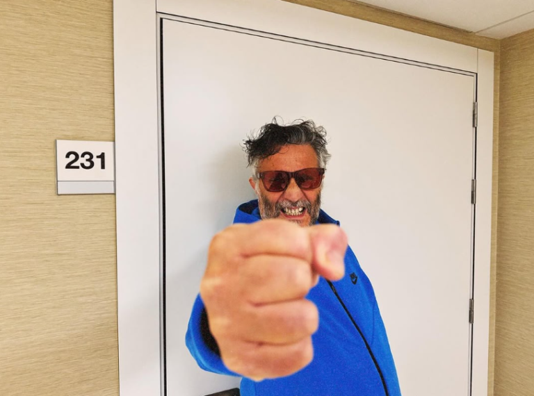 Fito Páez reaparece tras operación por fractura de cinco costillas – Remolacha   #FVDigital